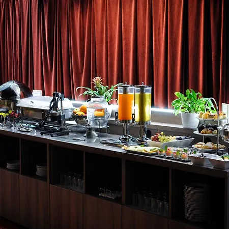 Trzy Swiaty & Wellness Rajska Wyspa Hotel 3*