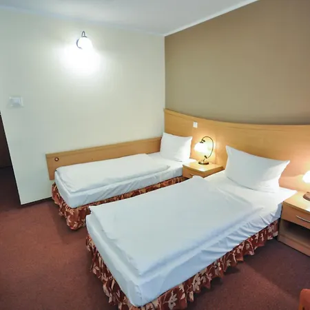 Trzy Swiaty & Wellness Rajska Wyspa Hotel 3*