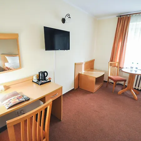 Trzy Swiaty & Wellness Rajska Wyspa Hotel