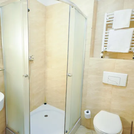 Trzy Swiaty & Wellness Rajska Wyspa 3*