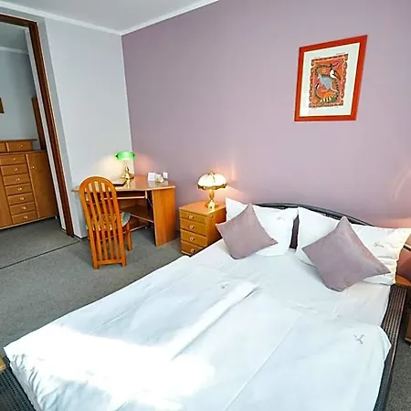 Trzy Swiaty & Wellness Rajska Wyspa 3* Gliwice