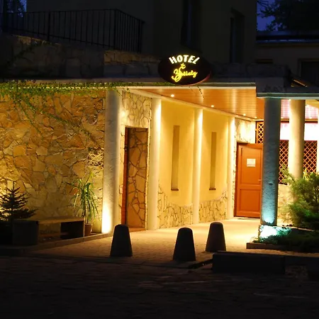 Trzy Swiaty & Wellness Rajska Wyspa ホテル 3*