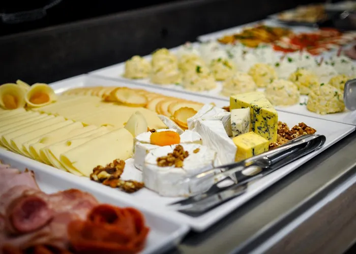 Trzy Swiaty & Wellness Rajska Wyspa Hotel