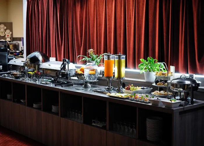 Trzy Swiaty & Wellness Rajska Wyspa Hotel 3*