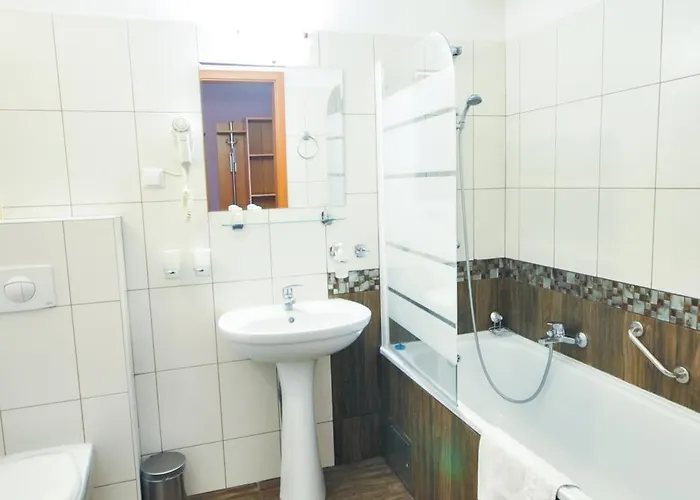 Trzy Swiaty & Wellness Rajska Wyspa Hotel 3*