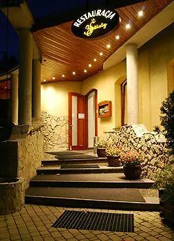 Trzy Swiaty & Wellness Rajska Wyspa 3*