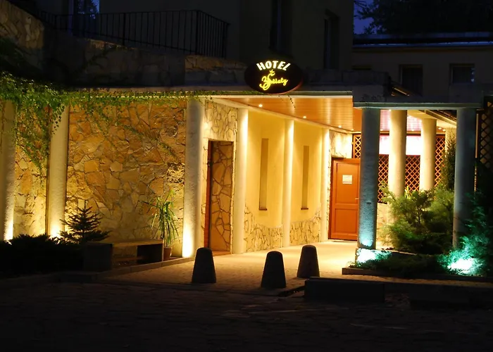 Trzy Swiaty & Wellness Rajska Wyspa Hotel 3*