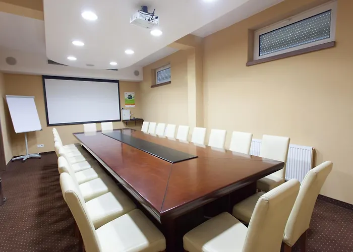 Trzy Swiaty & Wellness Rajska Wyspa Hotel Gliwice